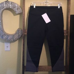 Fabletics Capri